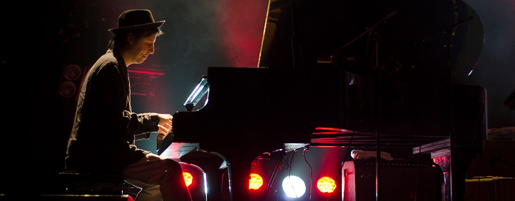 Banana opening for Cate Le Bon live 2016 botanique brussels © Caroline Vandekerckhove