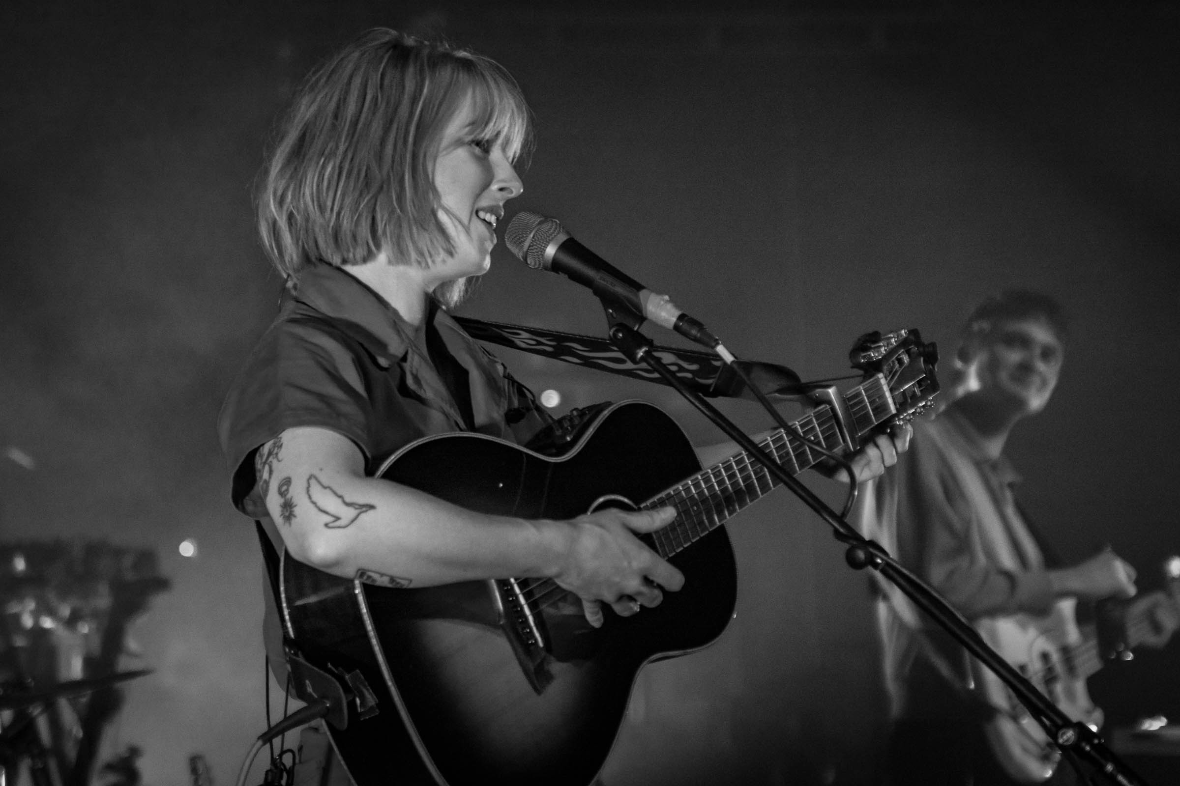 Fenne Lily, Botanique, Brussels, March 2022, photographed by Caroline Vandekerckhove