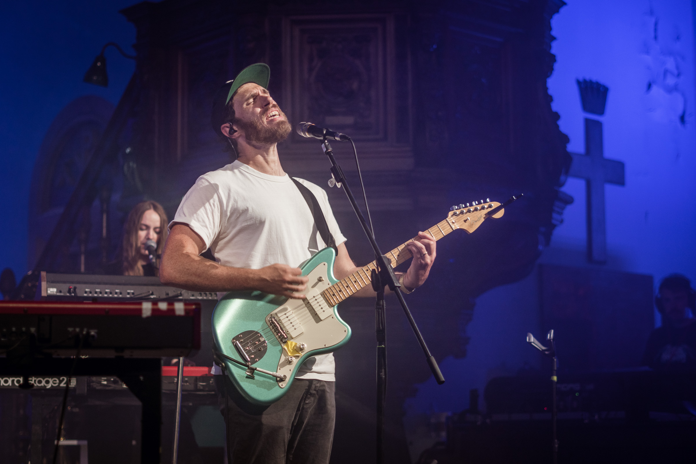 James Vincent McMorrow live in the Pepper Canister Church. Photographed by Caroline Vandekerckhove / dimly lit stages