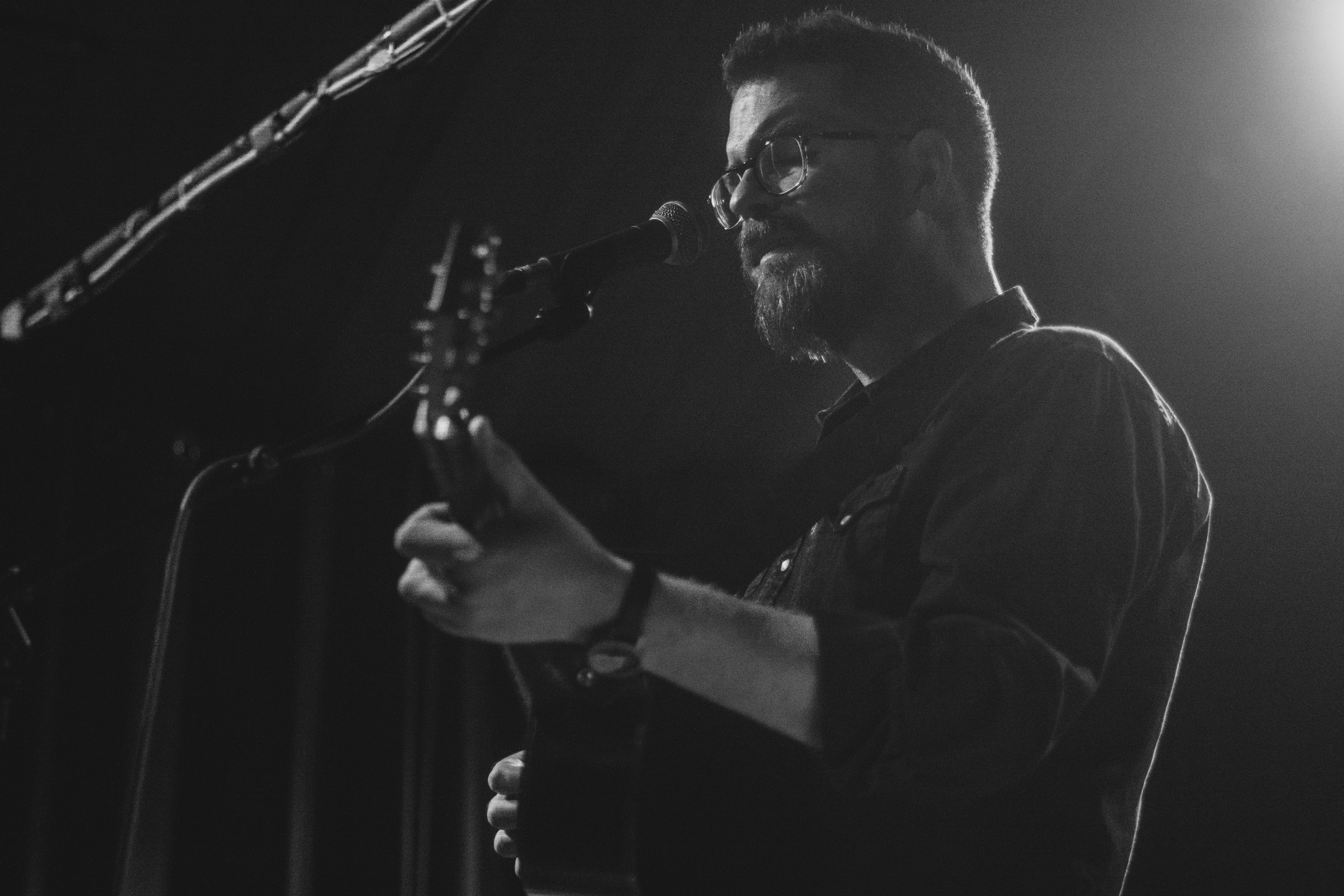 John Smith, The Grand Social, Dublin, October 2022, photographed by Caroline Vandekerckhove for dimly lit stages