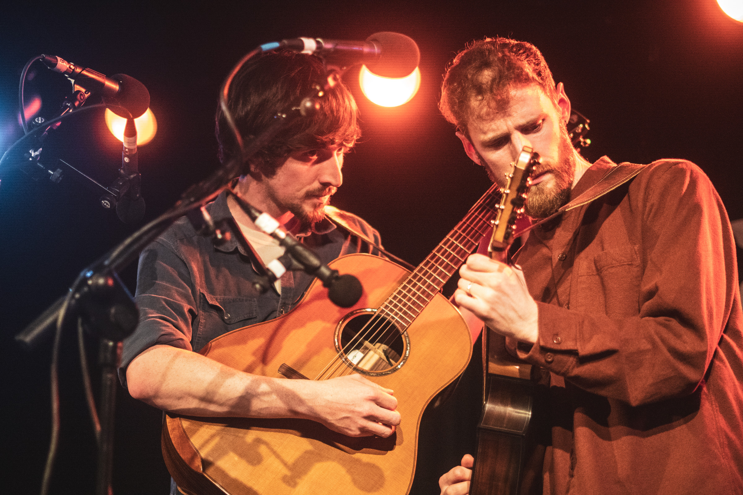 ye vagabonds live in whelans, Dublin 2022, photographed by Caroline Vandekerckhove for dimly lit stages