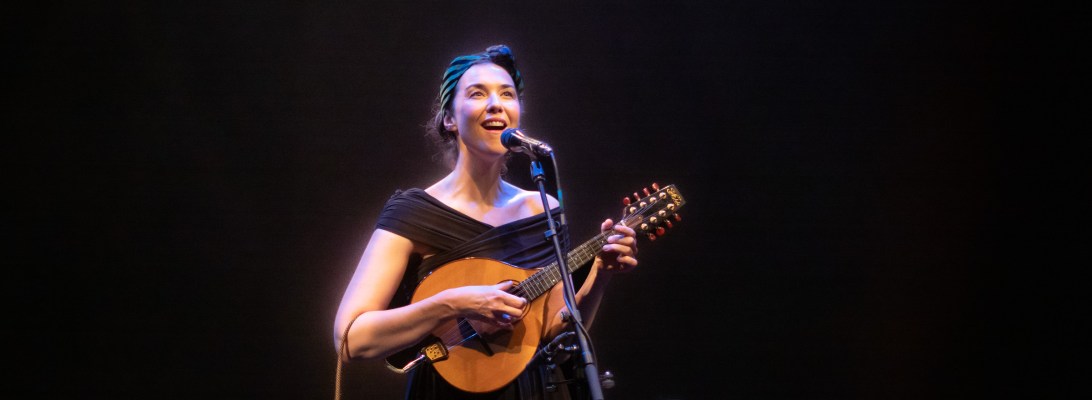 Lisa Hannigan playing live in the pavilion theatre Dun Laoghaire 2022, photographed by Caroline Vandekerckhove for dimly lit stages