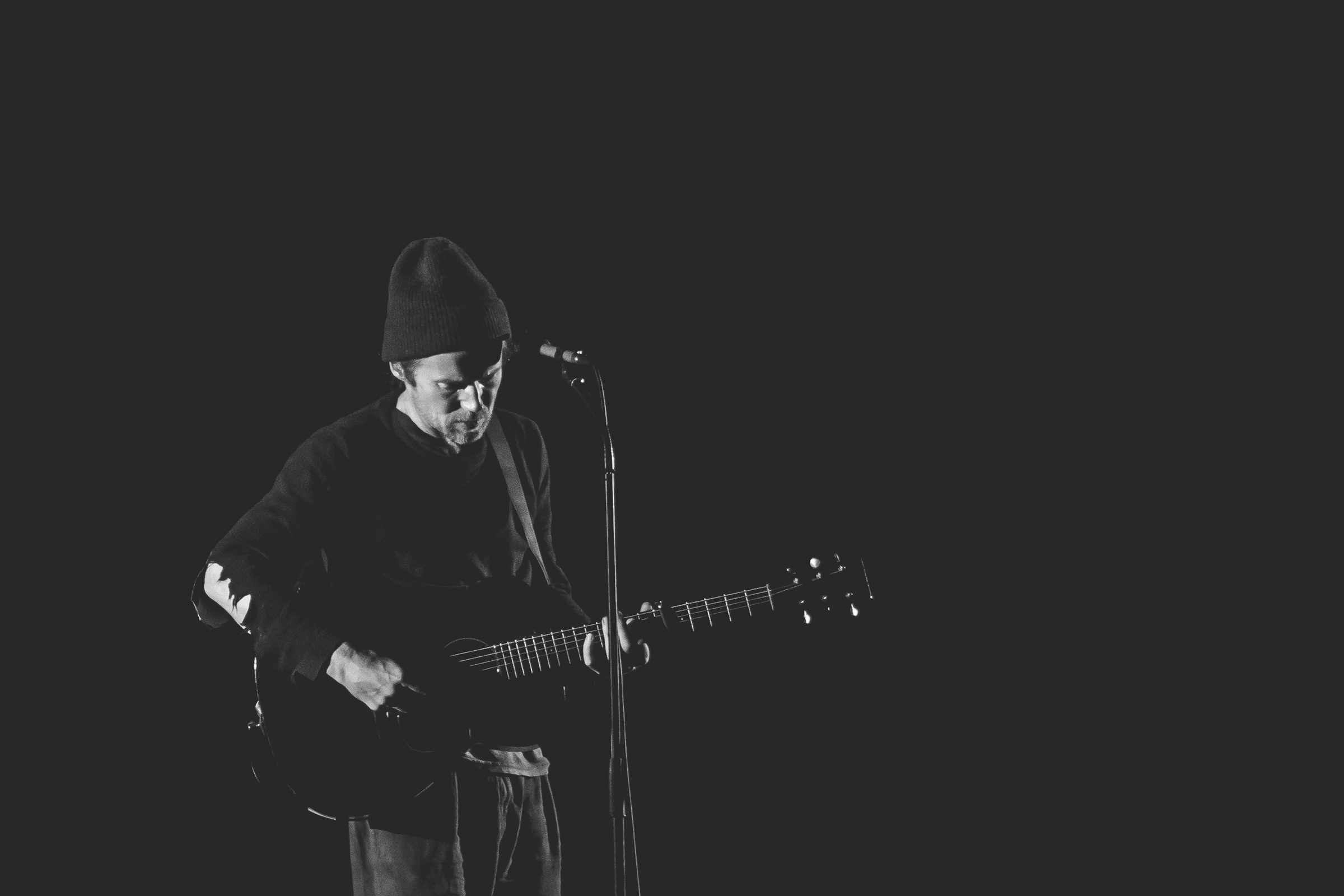 Damien Rice, live in Stadsschouwburg Antwerpen (Antwerp), photo by Caroline Vandekerckhove for dimly lit stages 2023