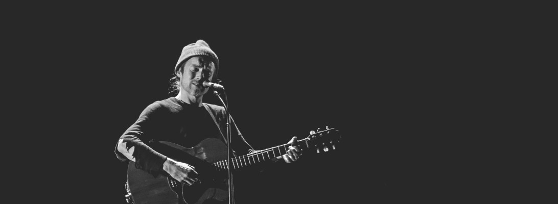 Damien Rice, live in Stadsschouwburg Antwerpen (Antwerp), photo by Caroline Vandekerckhove for dimly lit stages 2023