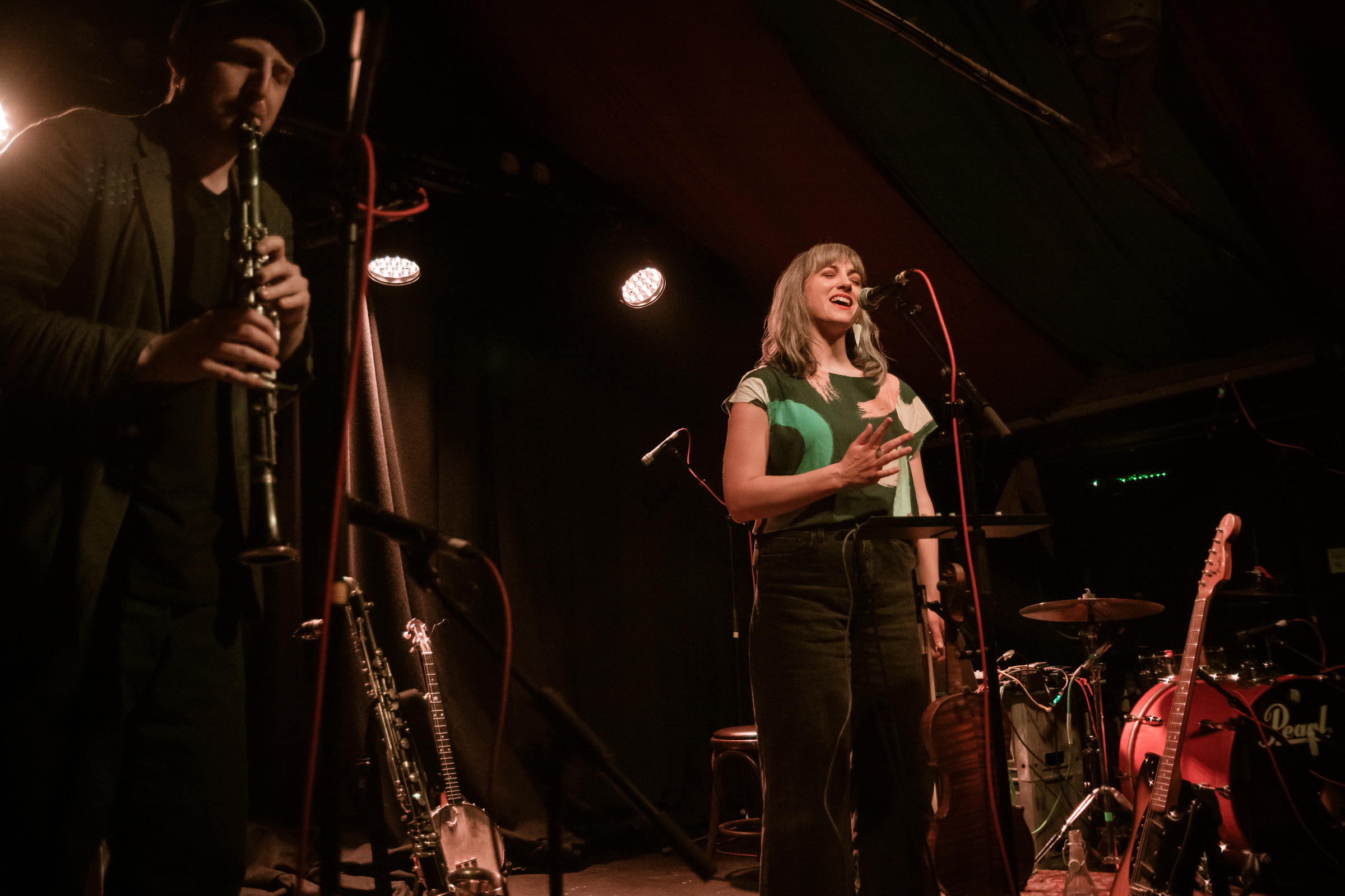 Inni-K opening for Sam Amidon at the Grand Social in Dublin. Photographed by Caroline Vandekerckhove for Dimly lit stages.